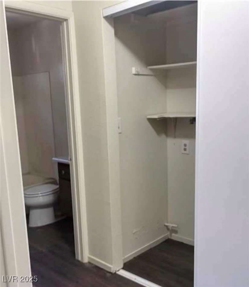Photo 34 of 45, 5049 Spencer Street #D