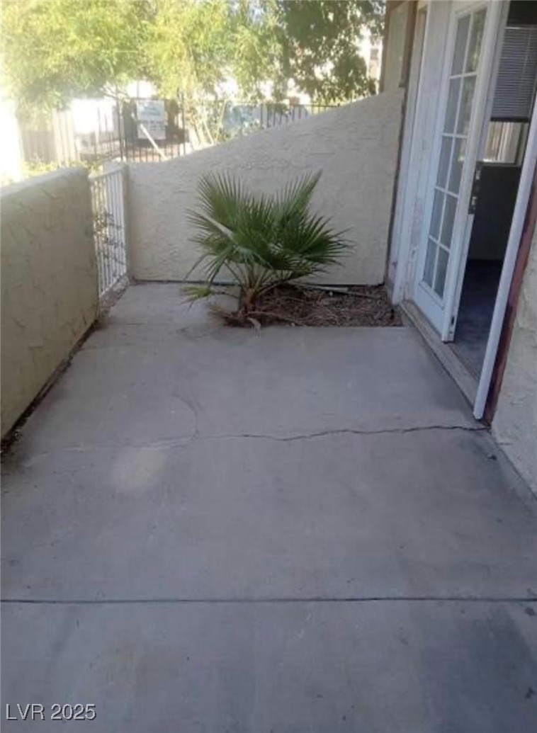 Photo 40 of 45, 5049 Spencer Street #D