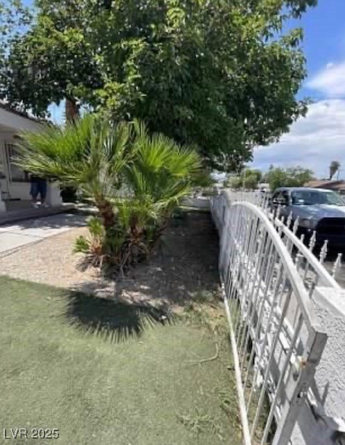 Photo 4 of 2932 Demetrius Avenue