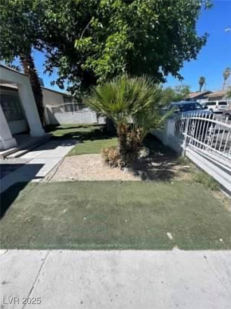 Photo 5 of 2932 Demetrius Avenue