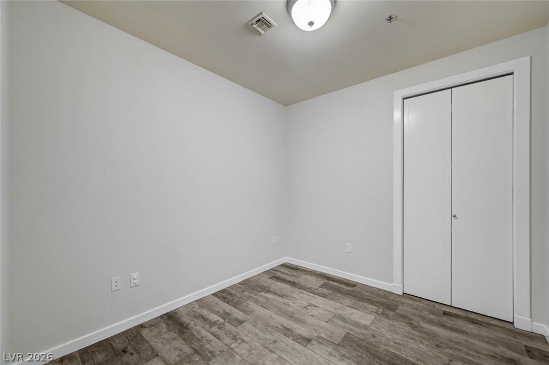 Photo 15 of 37, 4575 Dean Martin Drive #711
