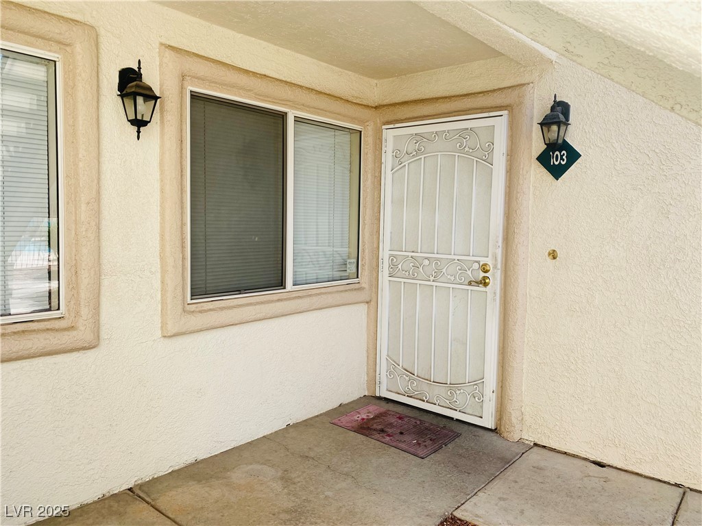 Photo 4 of 717 Wheat Ridge Lane #103