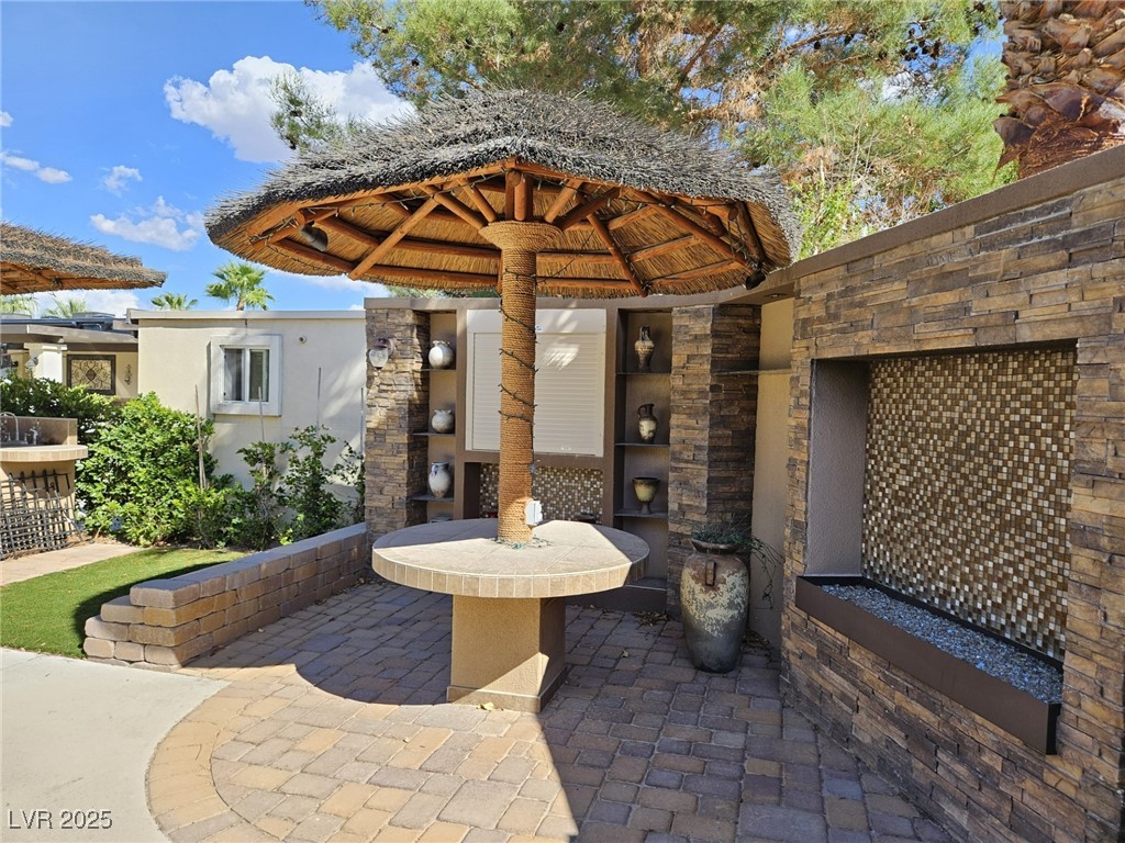 Photo 6 of 24, 8175 Arville Street #308