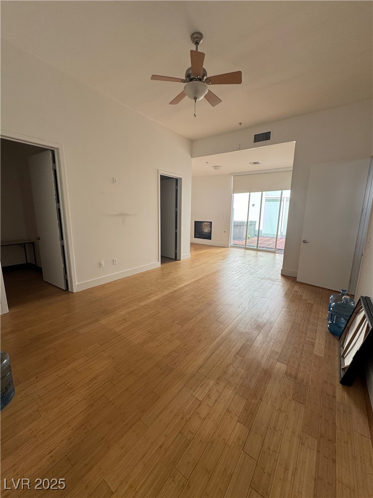 Photo 8 of 13, 2775 W Pebble Road #501