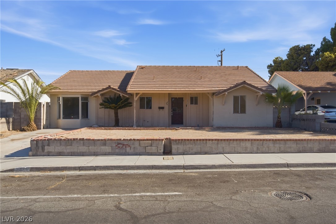 4913 Churchill Avenue, Las Vegas 89107