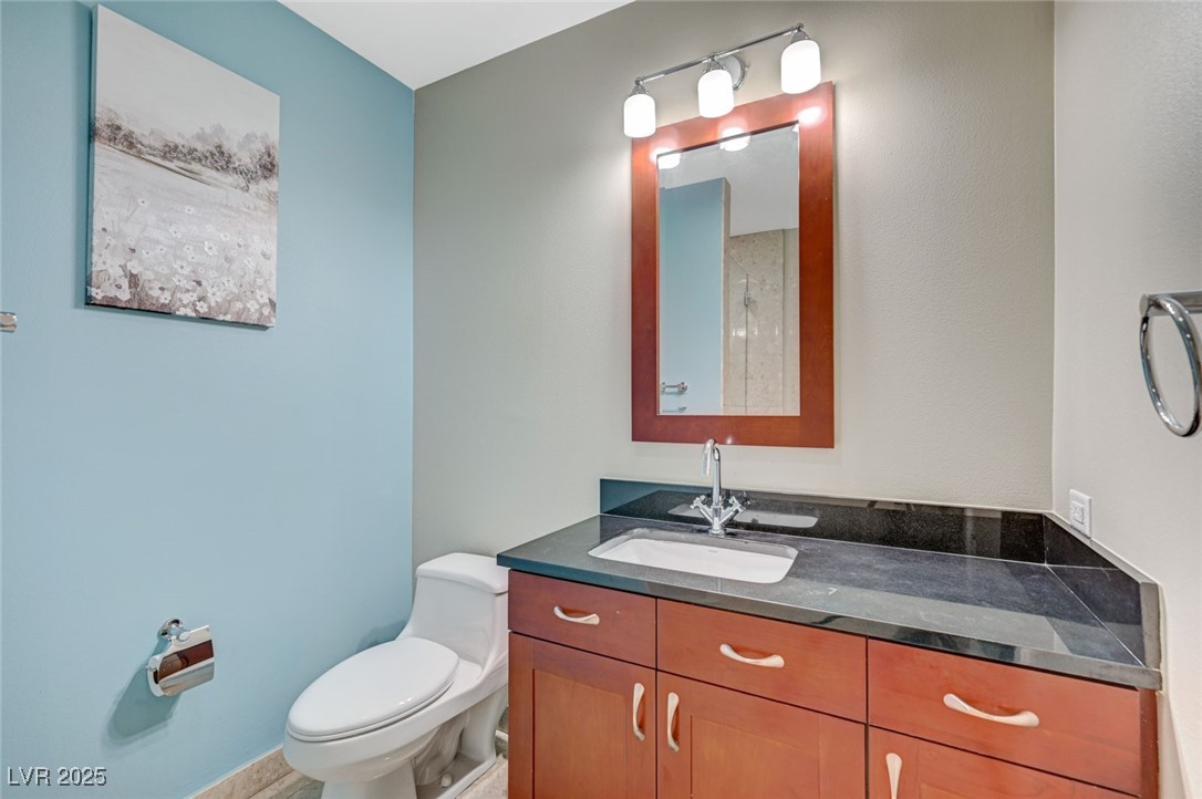 Photo 28 of 49, 4575 Dean Martin Drive #806