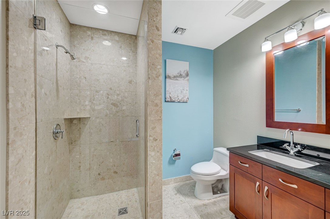 Photo 29 of 49, 4575 Dean Martin Drive #806