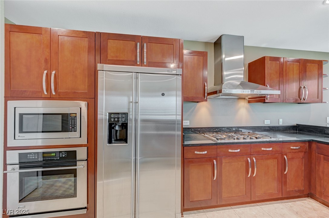Photo 9 of 49, 4575 Dean Martin Drive #806