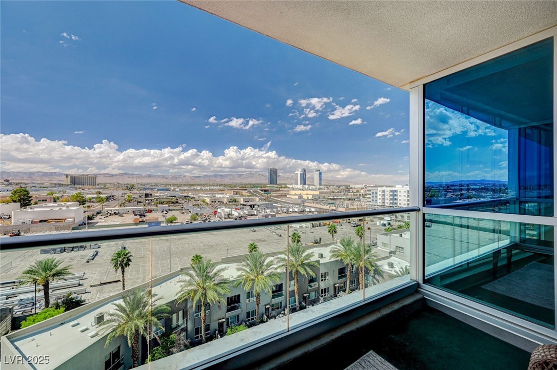 Photo 31 of 49, 4575 Dean Martin Drive #806