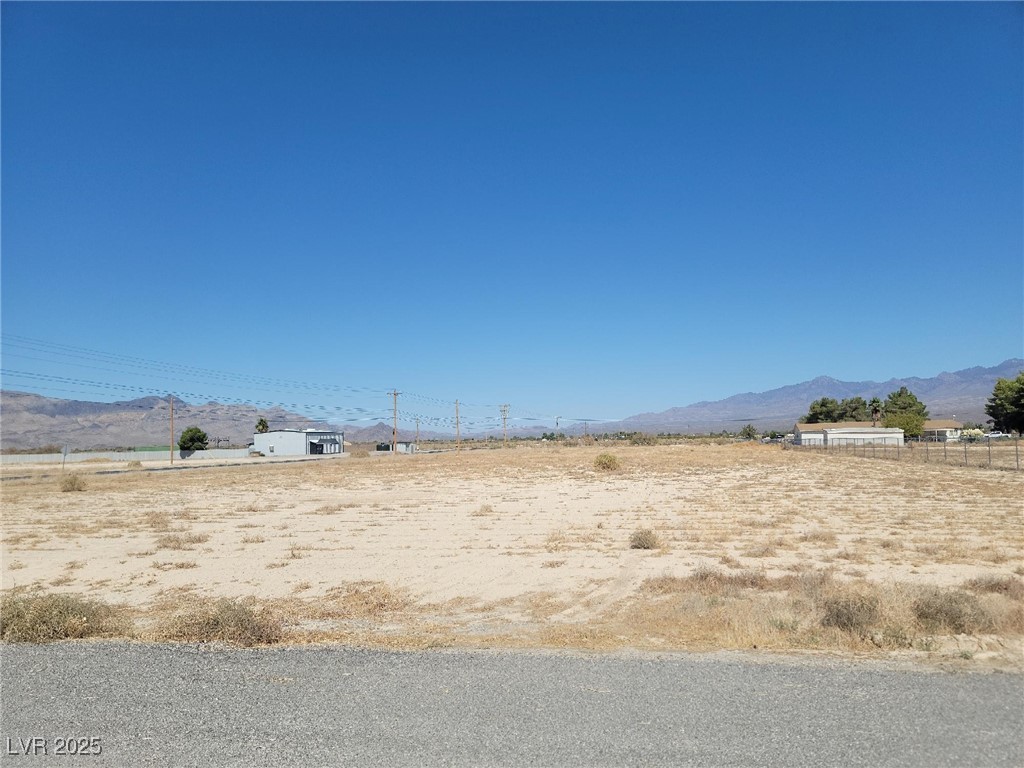 Photo 2 of 20 E Patricia Circle