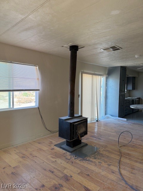 Photo 17 of 38, 1655 Marble Avenue #754