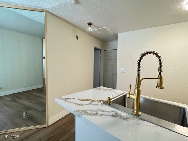 Photo 8 of 30, 450 Elm Drive #205