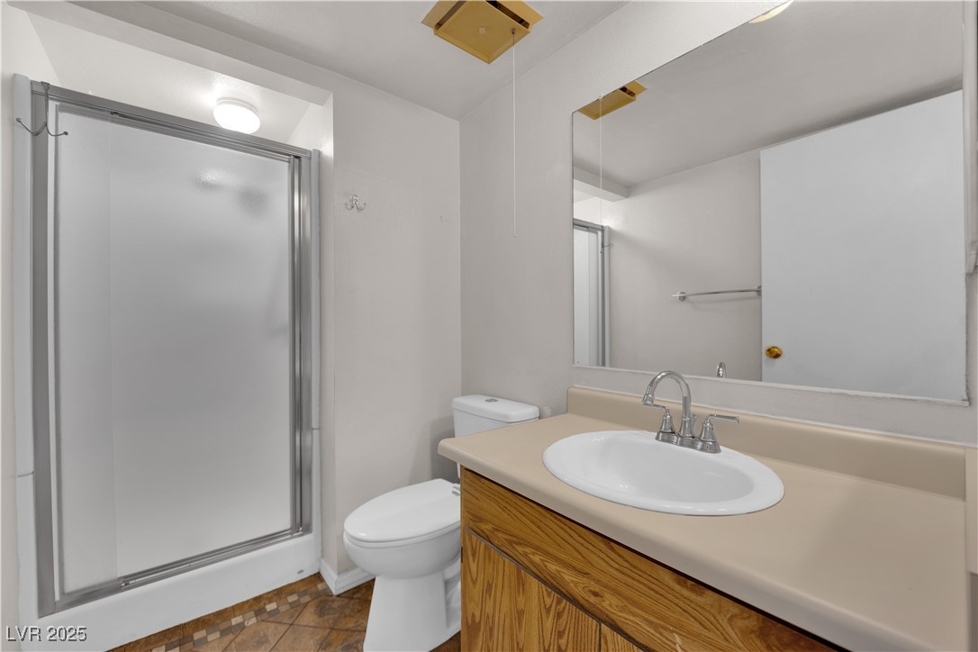 Photo 7 of 24, 3555 Arville Street #105C