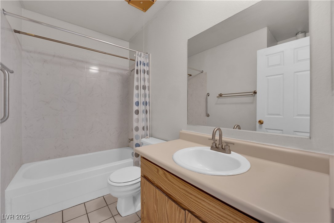 Photo 12 of 24, 3555 Arville Street #105C