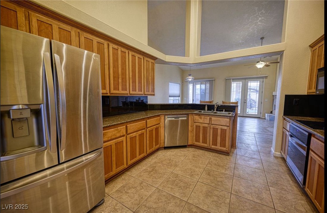 Photo 4 of 6780 Sandpebble Street