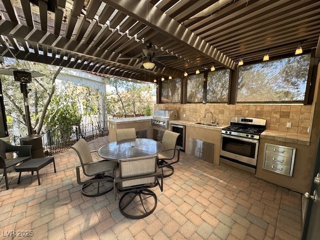 Photo 13 of 29, 8175 Arville Street #171