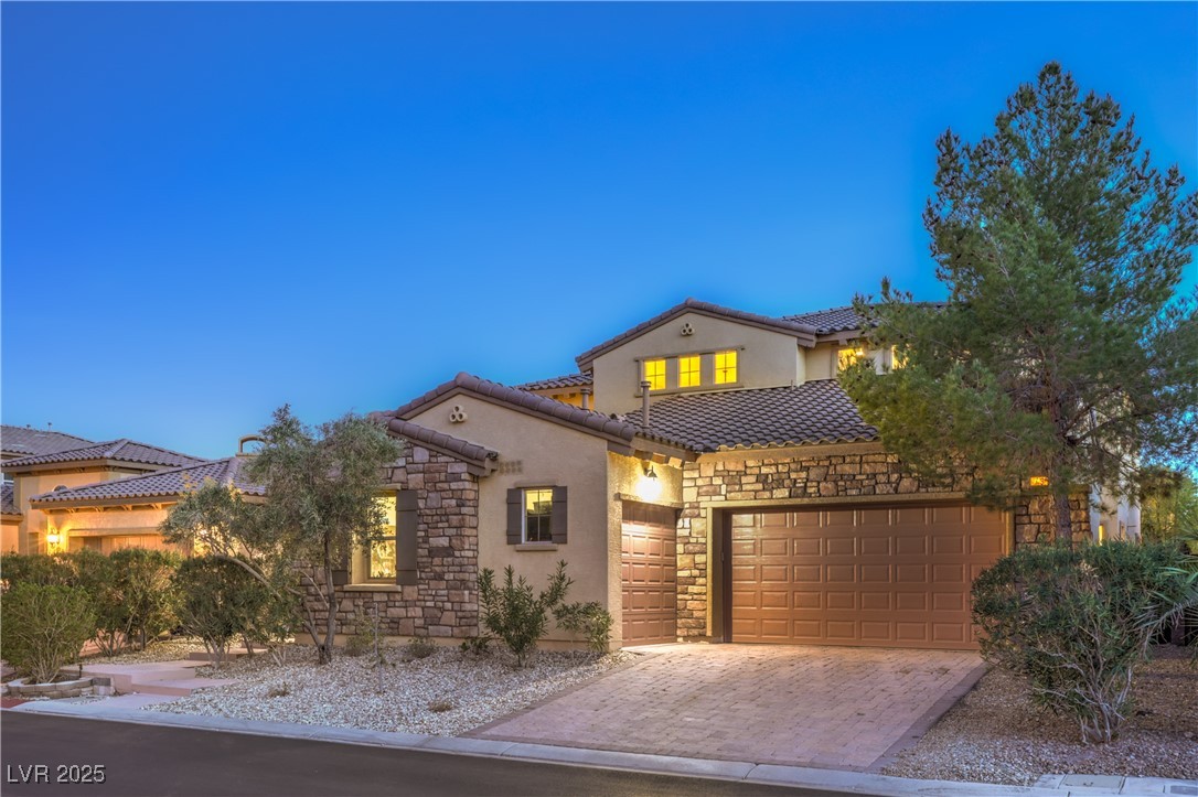 Photo 2 of 79 Rezzonico Drive
