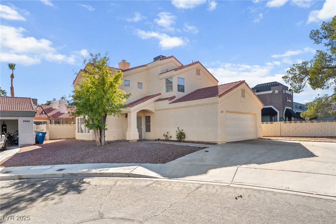 6673 Silver Penny Avenue, Las Vegas 89108
