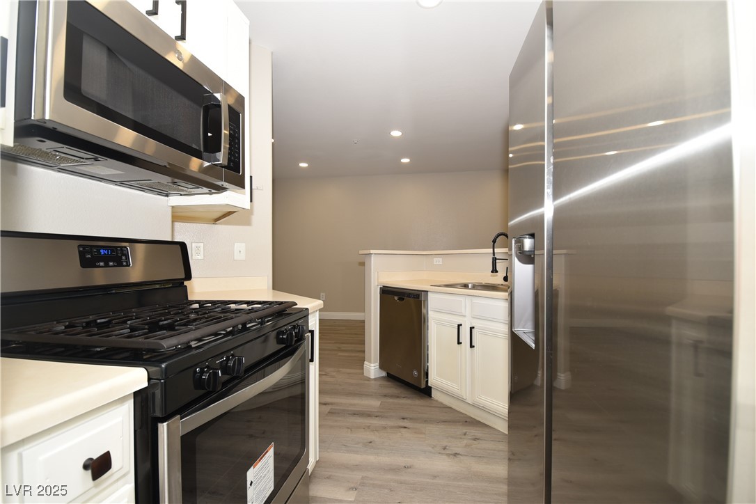 Photo 7 of 23, 7155 S Durango Drive #207