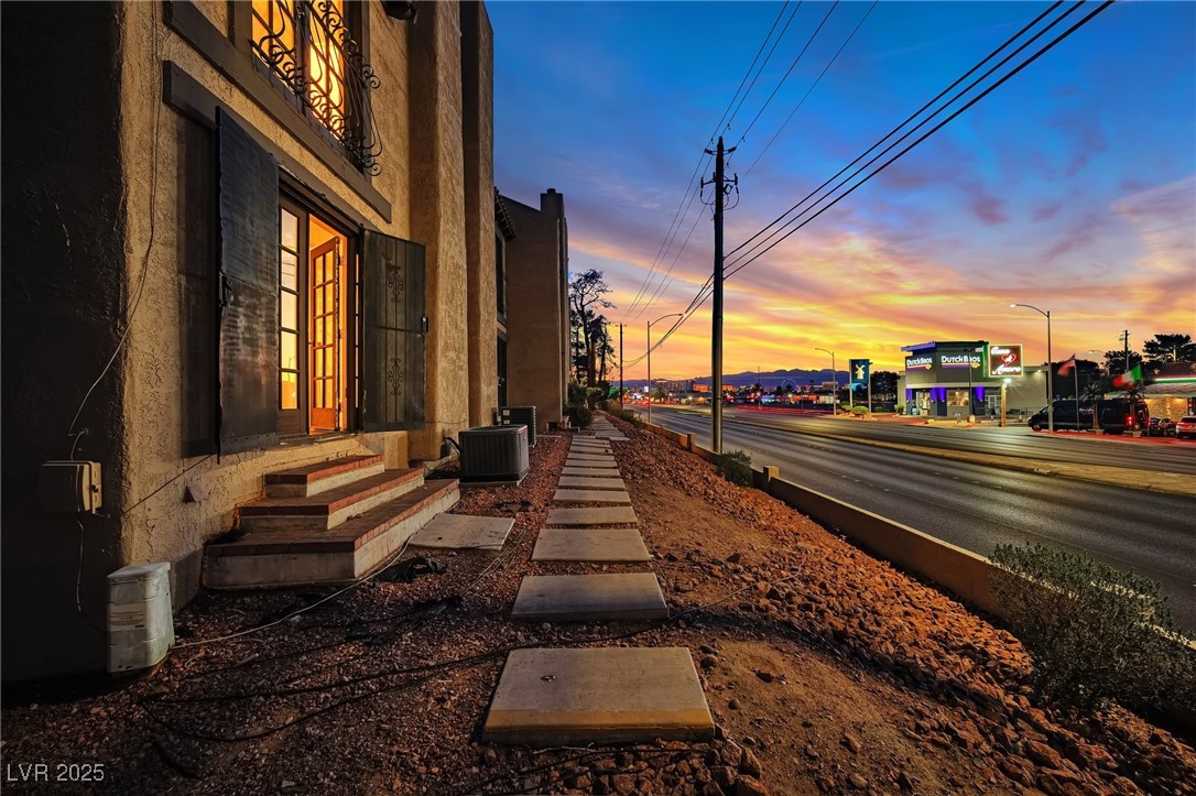 Photo 21 of 23, Las Vegas, NV 89120