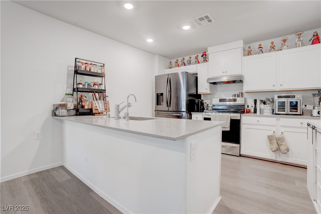 Photo 3 of 7890 Aurora Sky Street #2