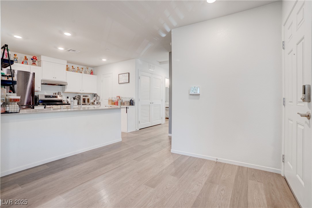 Photo 13 of 54, 7890 Aurora Sky Street #2