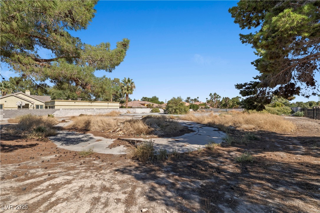 Photo 5 of 6690 S Pecos Road
