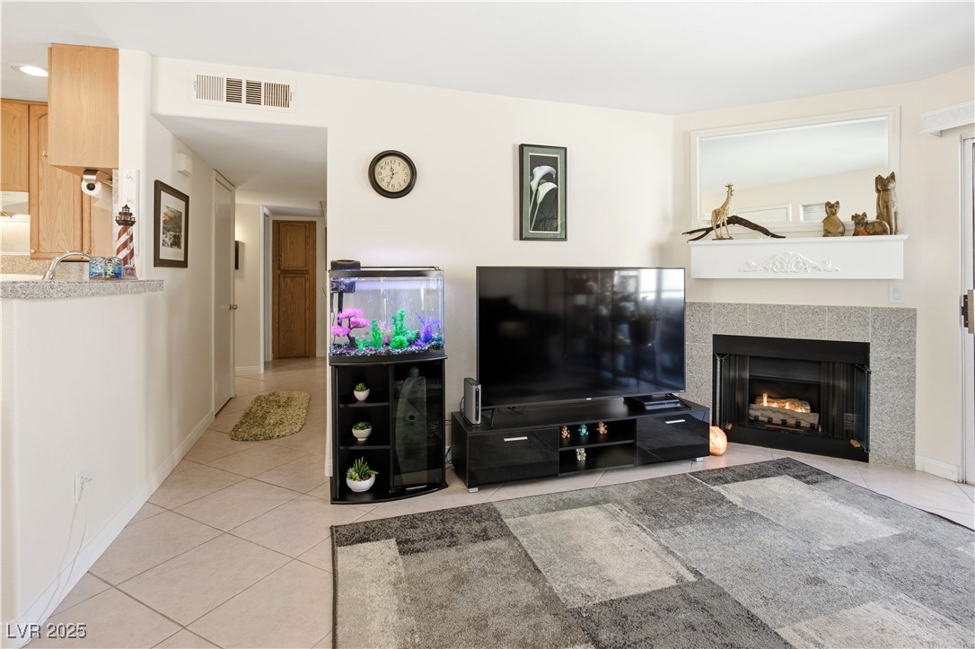 Photo 4 of 5206 Mandalay Springs Drive #204