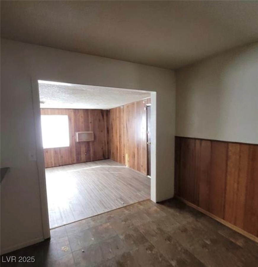 Photo 6 of 20, 309 Rossmoyne Avenue