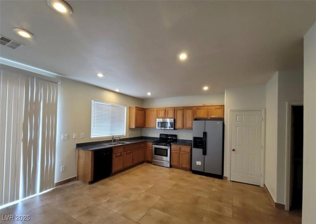 Photo 3 of 2312 Scissortail Court