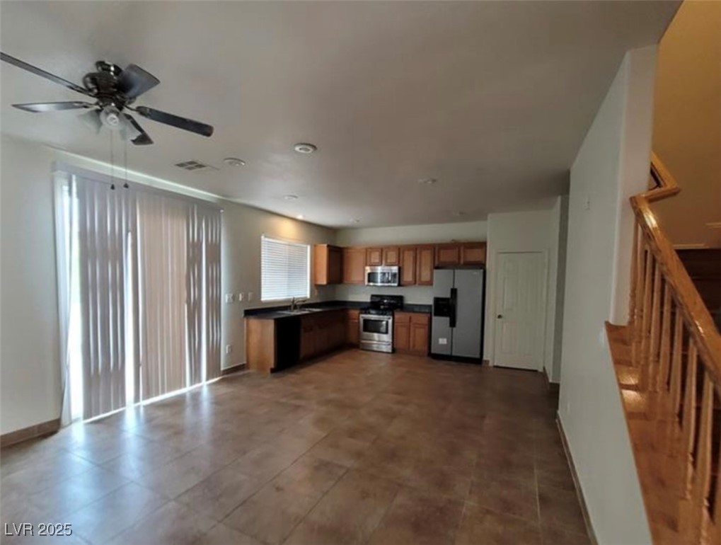 Photo 5 of 2312 Scissortail Court