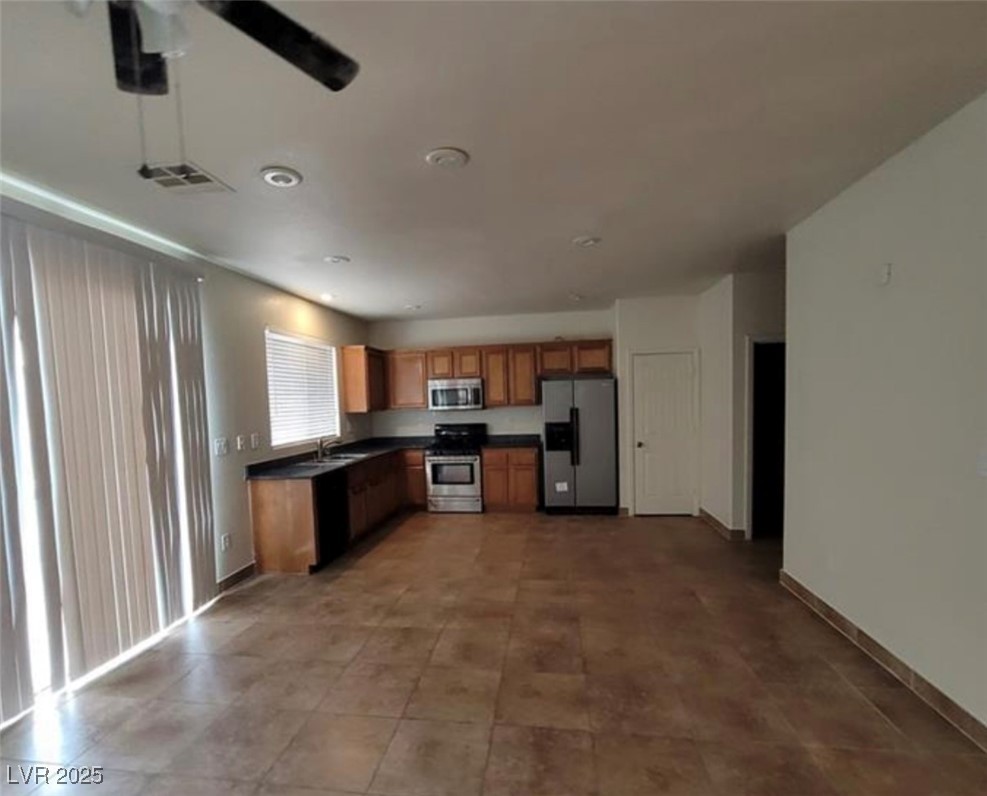 Photo 6 of 34, 2312 Scissortail Court