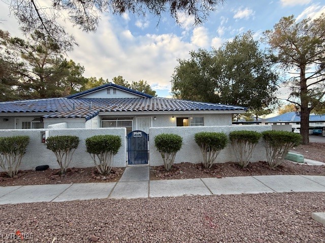 2121 Chertsey Drive #D, Las Vegas 89108
