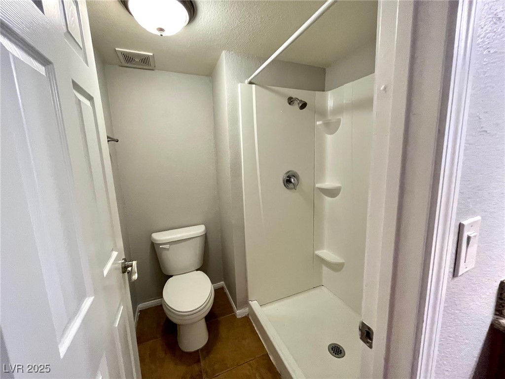 Photo 13 of 15, 1455 E Katie Avenue #K13