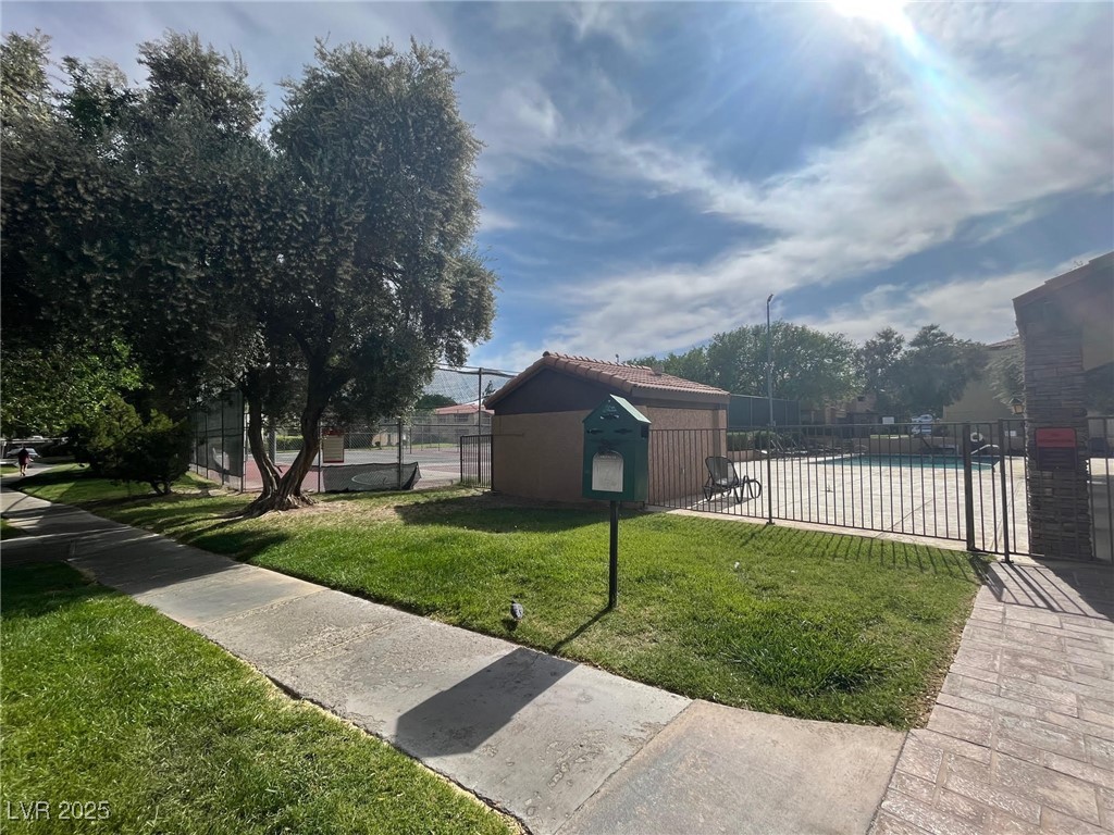 Photo 14 of 15, 1455 E Katie Avenue #K13