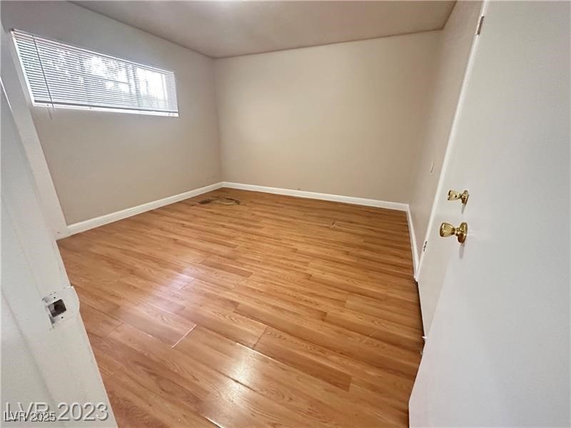 Photo 16 of 23, 2013 Bracken Avenue