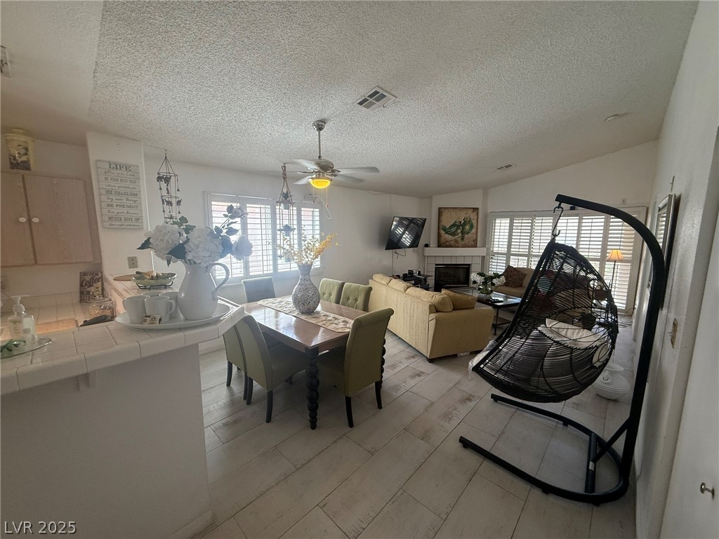 Photo 8 of 46, 557 Yacht Harbor Drive