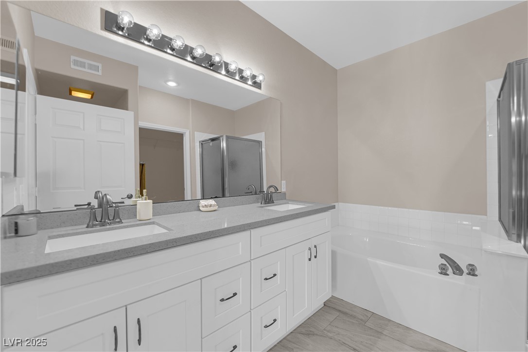 Photo 25 of 36, 2925 Wigwam Parkway #312