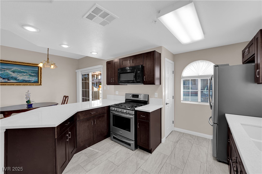 Photo 13 of 36, 2925 Wigwam Parkway #312