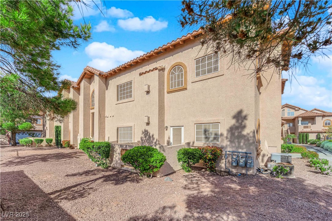 Photo 3 of 2925 Wigwam Parkway #312
