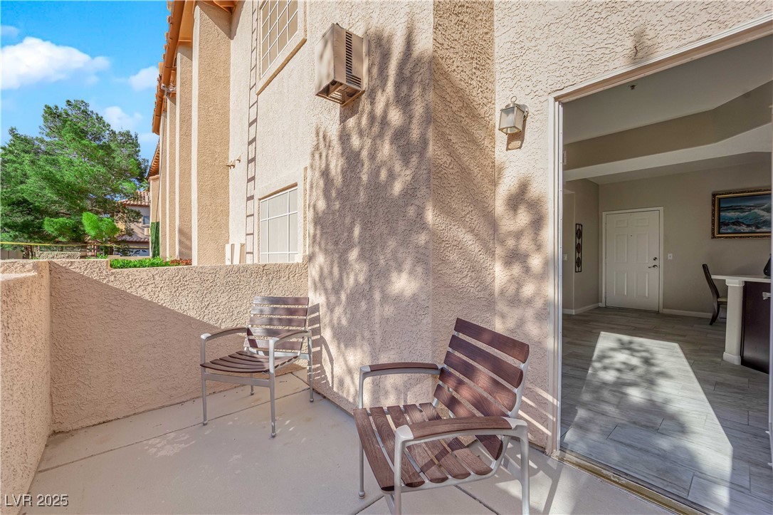 Photo 6 of 36, 2925 Wigwam Parkway #312