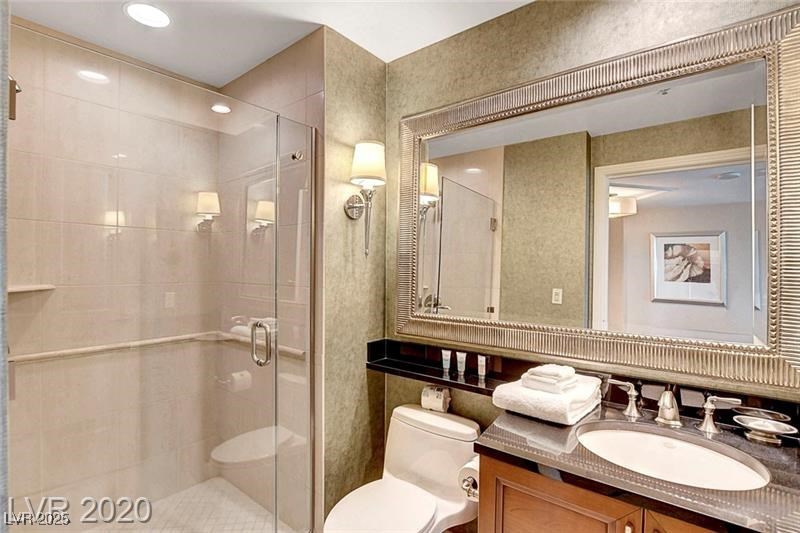 Photo 18 of 28, 145 HARMON Avenue #801