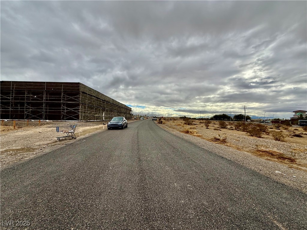 Photo 2 of 590 S Raindance Drive