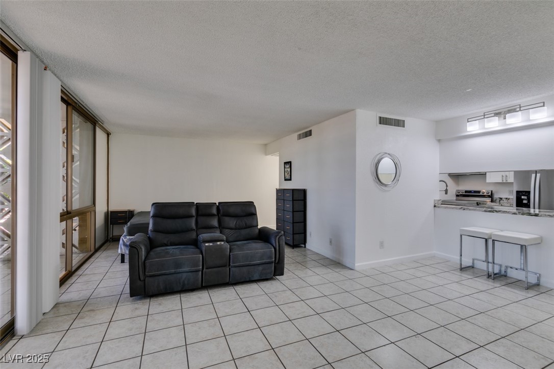 Photo 15 of 36, 205 E Harmon Avenue #112