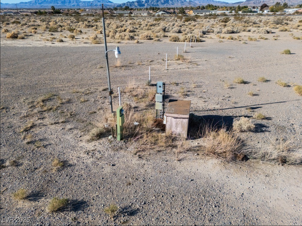 Photo 4 of 941 E Simkins Road