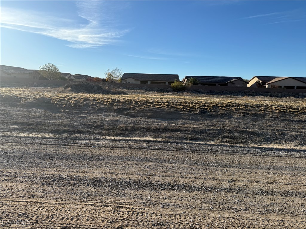 Photo 2 of 5601 E Yucca Springs Road