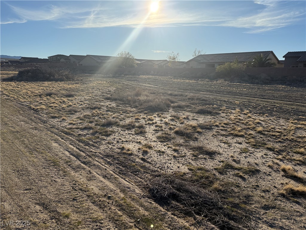 Photo 7 of 8, 5601 E Yucca Springs Road