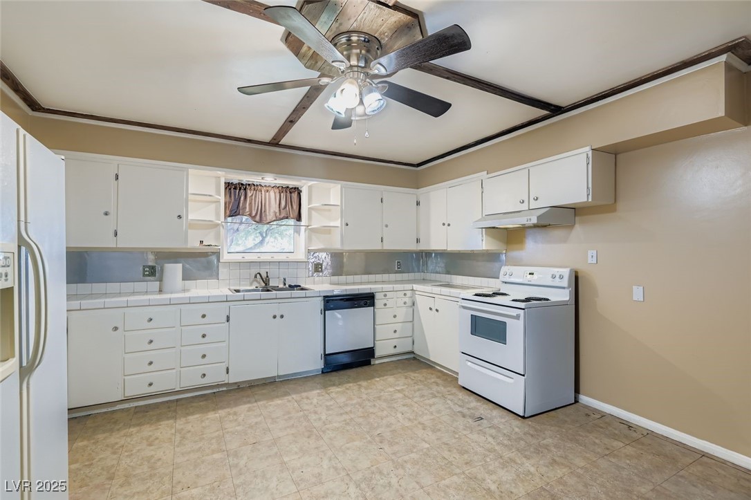 Photo 10 of 29, 1233 Comstock Drive