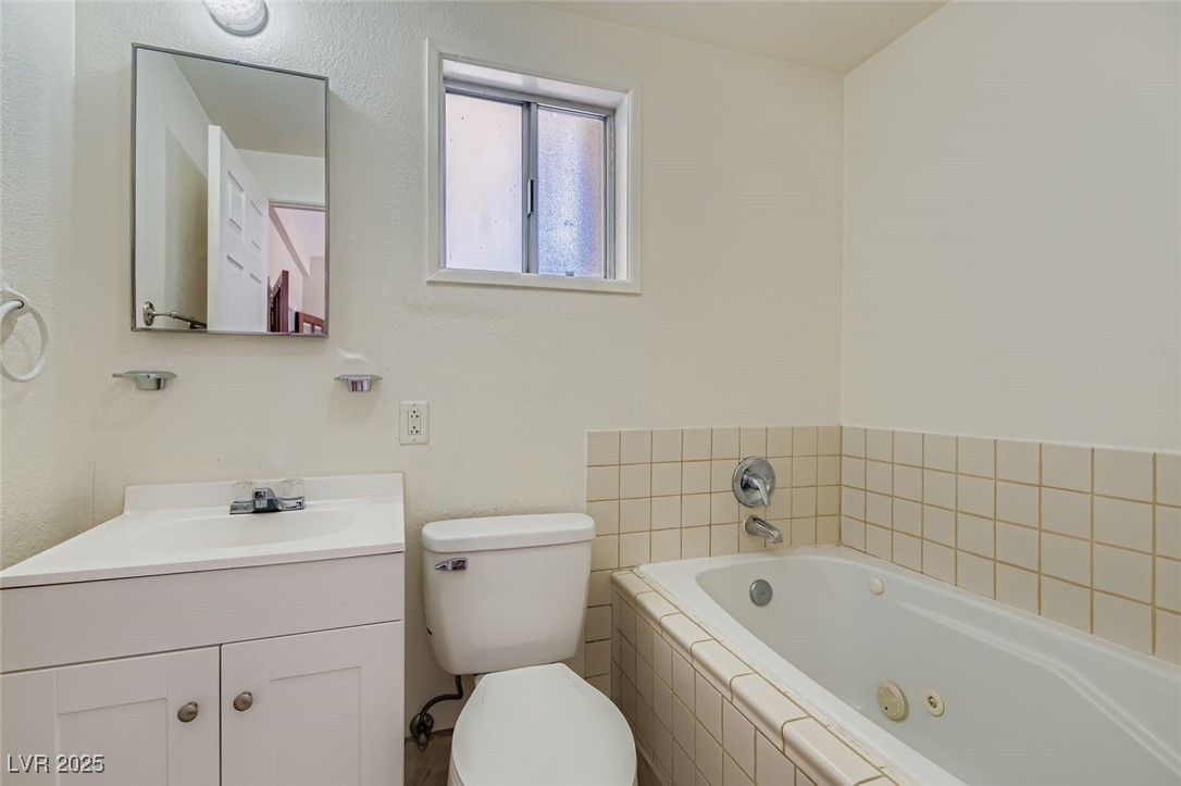 Photo 20 of 29, 1233 Comstock Drive