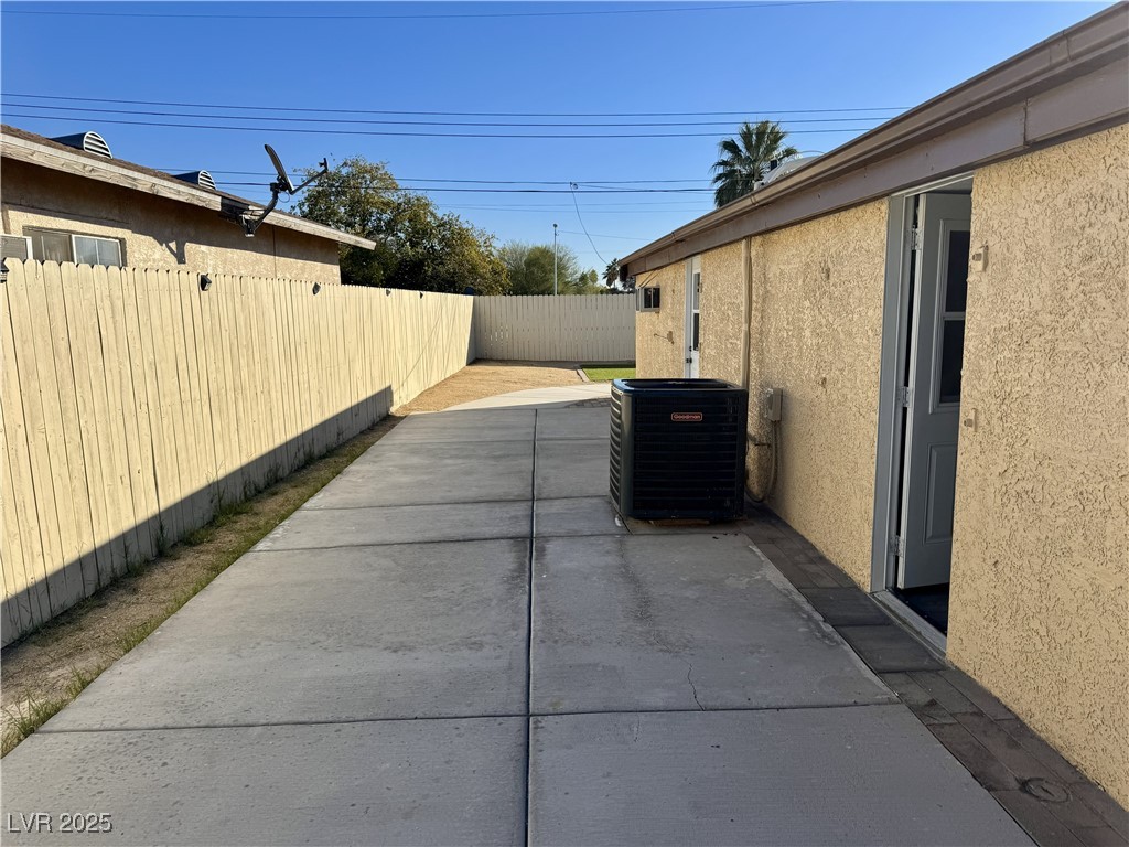 Photo 35 of 45, 3138 Gaucho Drive